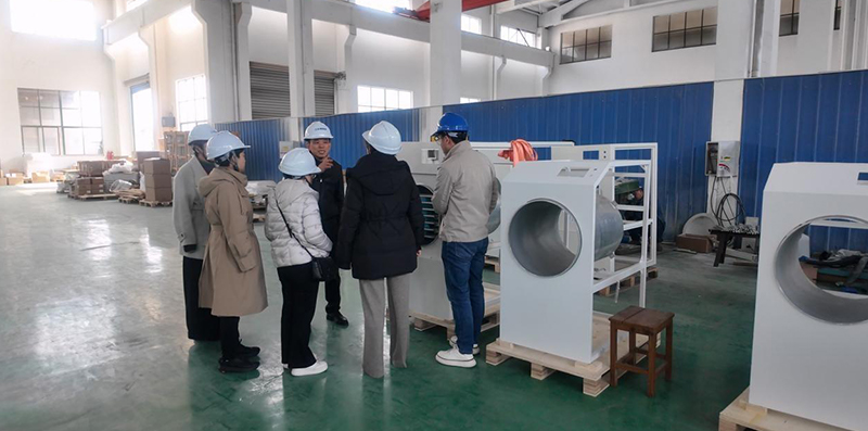  Eine Delegation von Experten des Instituts für die Verarbeitung landwirtschaftlicher Produkte der Jiangsu Academy of Agricultural Sciences besuchte BoLaiKe, um Beratung zu geben und neue Wege zu erkunden, wie Gefriertrocknungstechnologie die Entwicklung der modernen Landwirtschaft fördern kann.